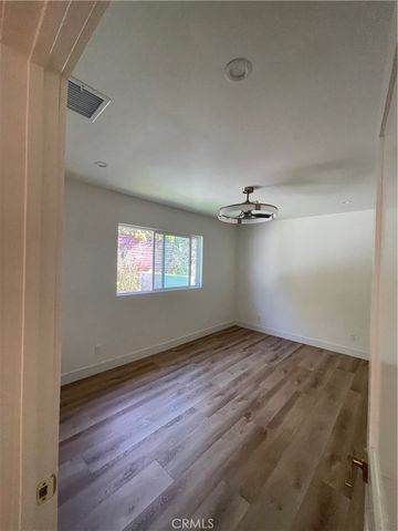 536 1st, Manhattan Beach, CA 90266