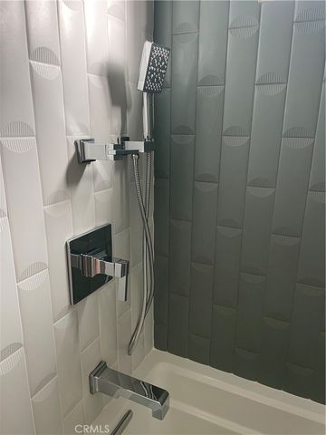 536 1st, Manhattan Beach, CA 90266