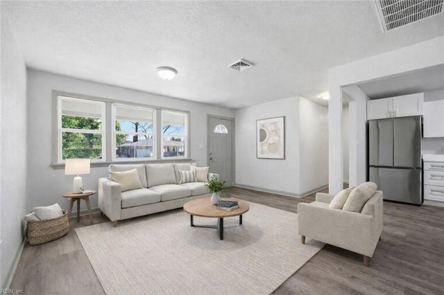 616 Leonard AVE, Chesapeake, VA 23324