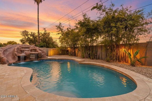 5521 E Beck Lane, Scottsdale, AZ 85254