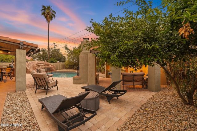 5521 E Beck Lane, Scottsdale, AZ 85254