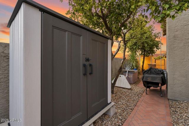 5521 E Beck Lane, Scottsdale, AZ 85254
