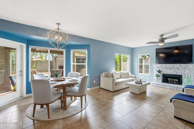 5521 E Beck Lane, Scottsdale, AZ 85254
