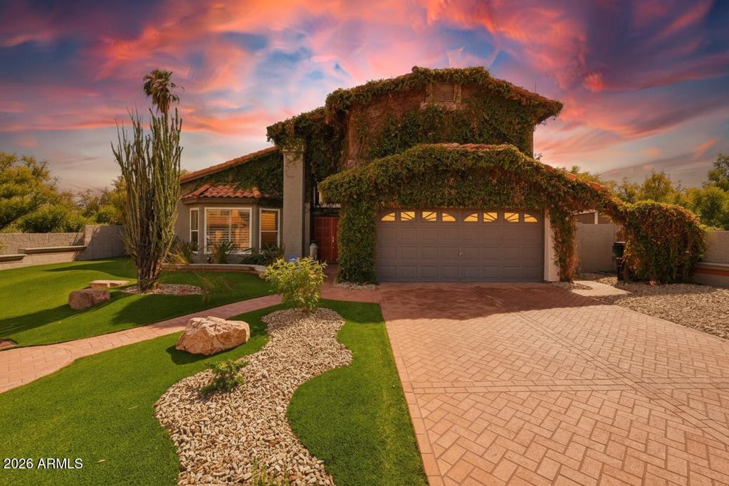 5521 E Beck Lane, Scottsdale, AZ 85254