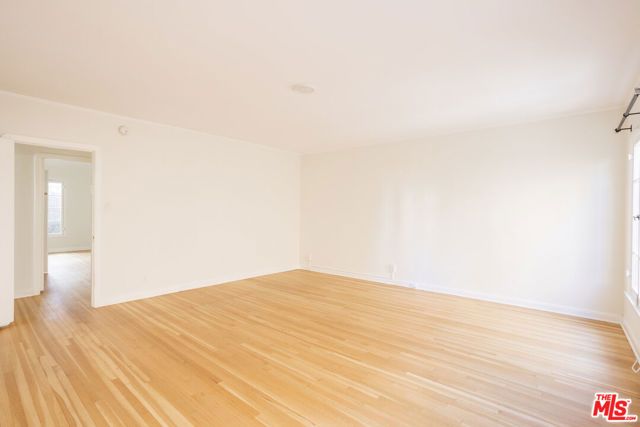 165 S Mansfield Avenue, Los Angeles, CA 90036