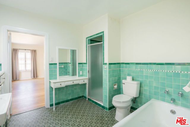 165 S Mansfield Avenue, Los Angeles, CA 90036