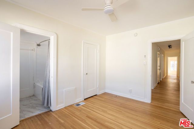 165 S Mansfield Avenue, Los Angeles, CA 90036