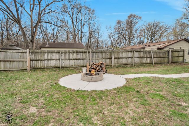 2111 Woodview Drive, Wilmington, IL 60481