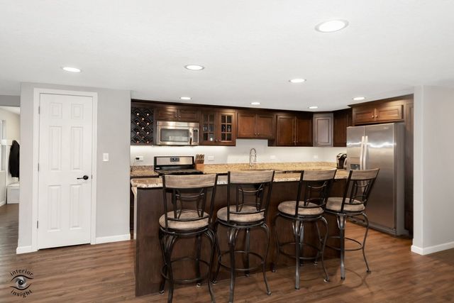 2111 Woodview Drive, Wilmington, IL 60481