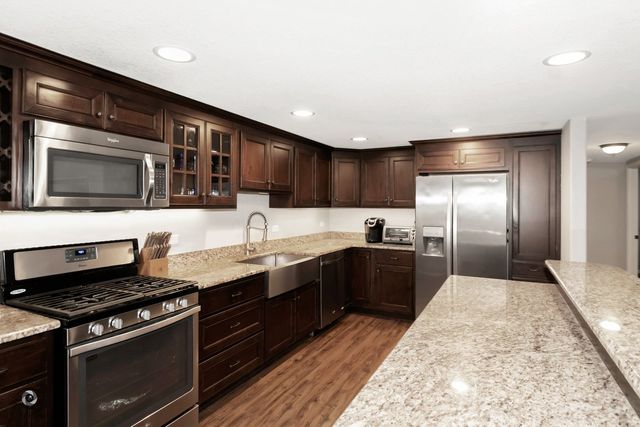 2111 Woodview Drive, Wilmington, IL 60481