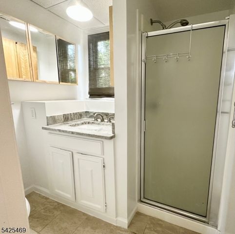 157 Walnut St 2, Montclair Twp., NJ 07042