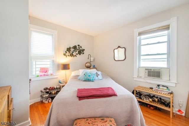 157 Walnut St 2, Montclair Twp., NJ 07042