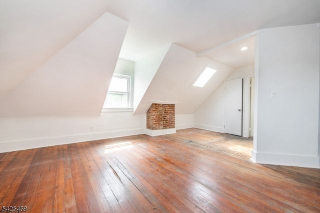 157 Walnut St 2, Montclair Twp., NJ 07042