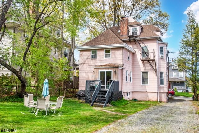 157 Walnut St 2, Montclair Twp., NJ 07042