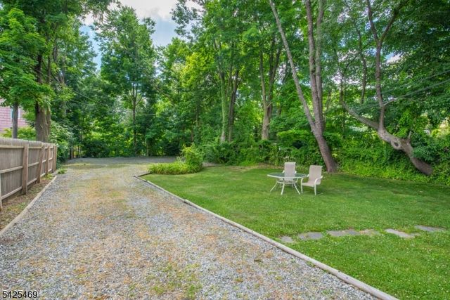 157 Walnut St 2, Montclair Twp., NJ 07042