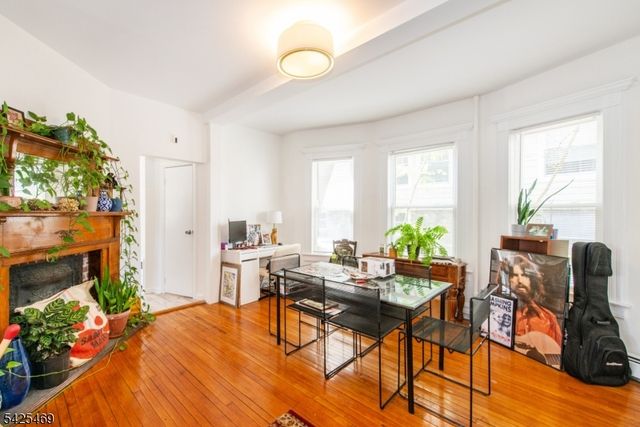 157 Walnut St 2, Montclair Twp., NJ 07042