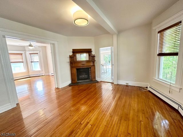 157 Walnut St 2, Montclair Twp., NJ 07042