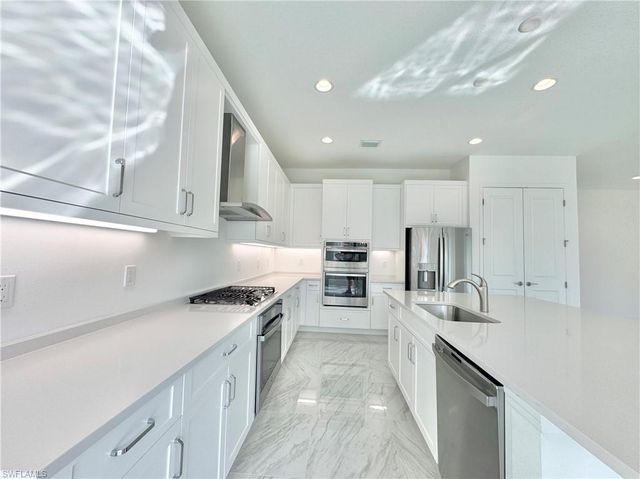 20304 Estero Crossing BLVD, Estero, FL 33928