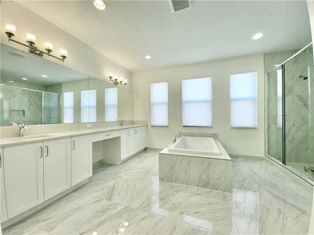 20304 Estero Crossing BLVD, Estero, FL 33928