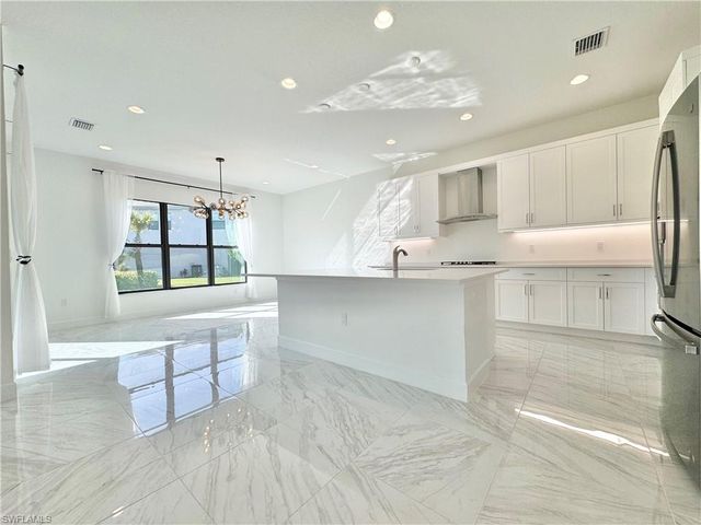 20304 Estero Crossing BLVD, Estero, FL 33928