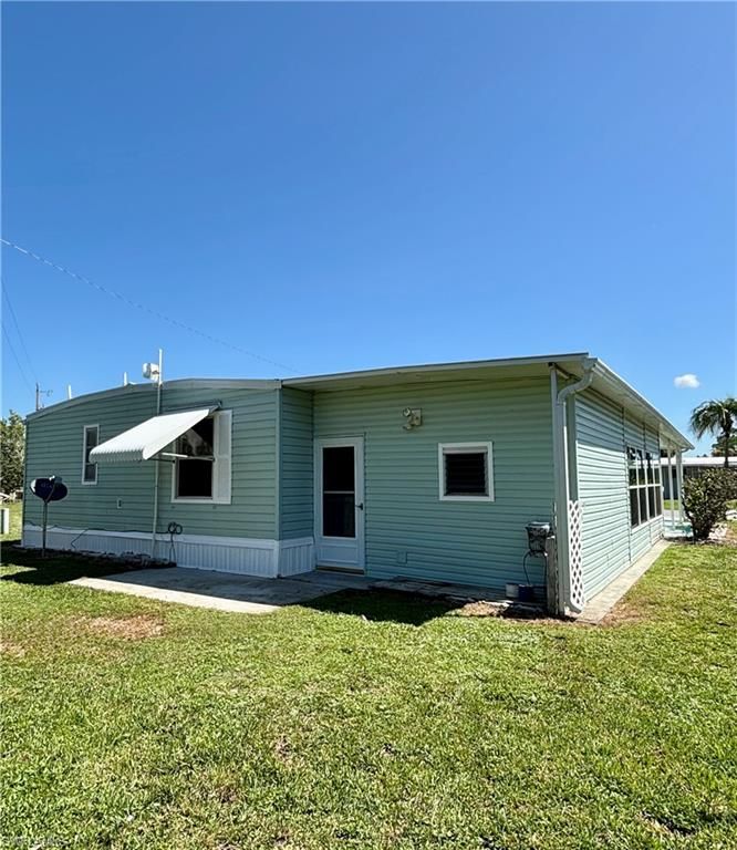 603 Pine Grove CT, NORTH FORT MYERS, FL 33917 — photo 4