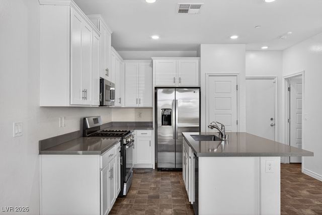 7336 North Decatur Boulevard 3, Las Vegas, NV 89131