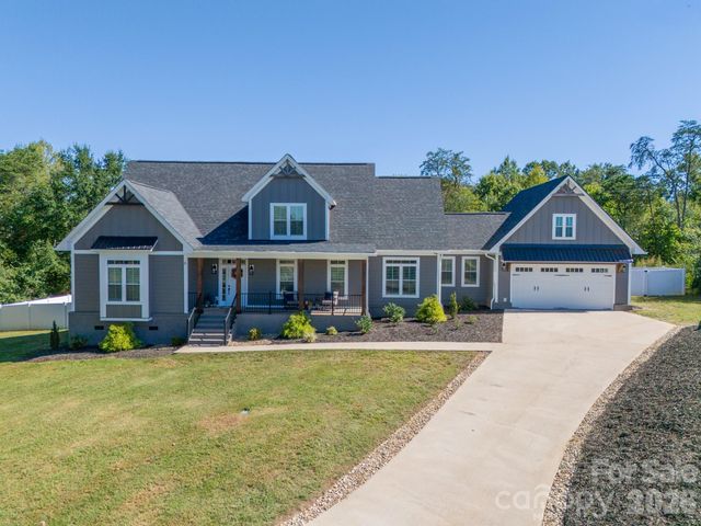 6 Leisure Circle, Granite Falls, NC 28630