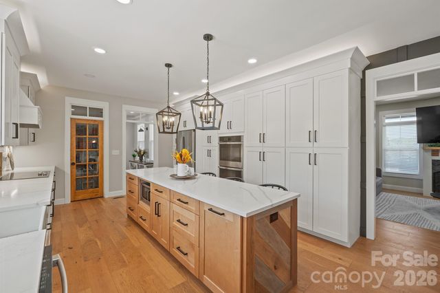 6 Leisure Circle, Granite Falls, NC 28630