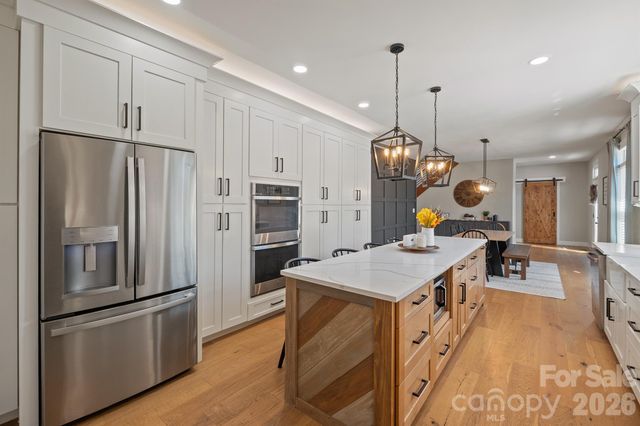 6 Leisure Circle, Granite Falls, NC 28630