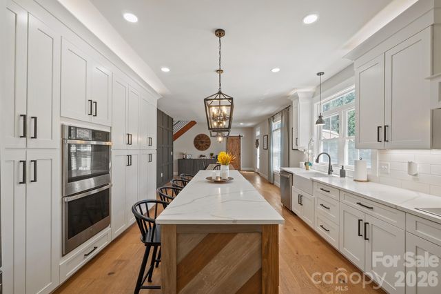6 Leisure Circle, Granite Falls, NC 28630