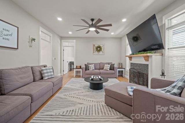 6 Leisure Circle, Granite Falls, NC 28630