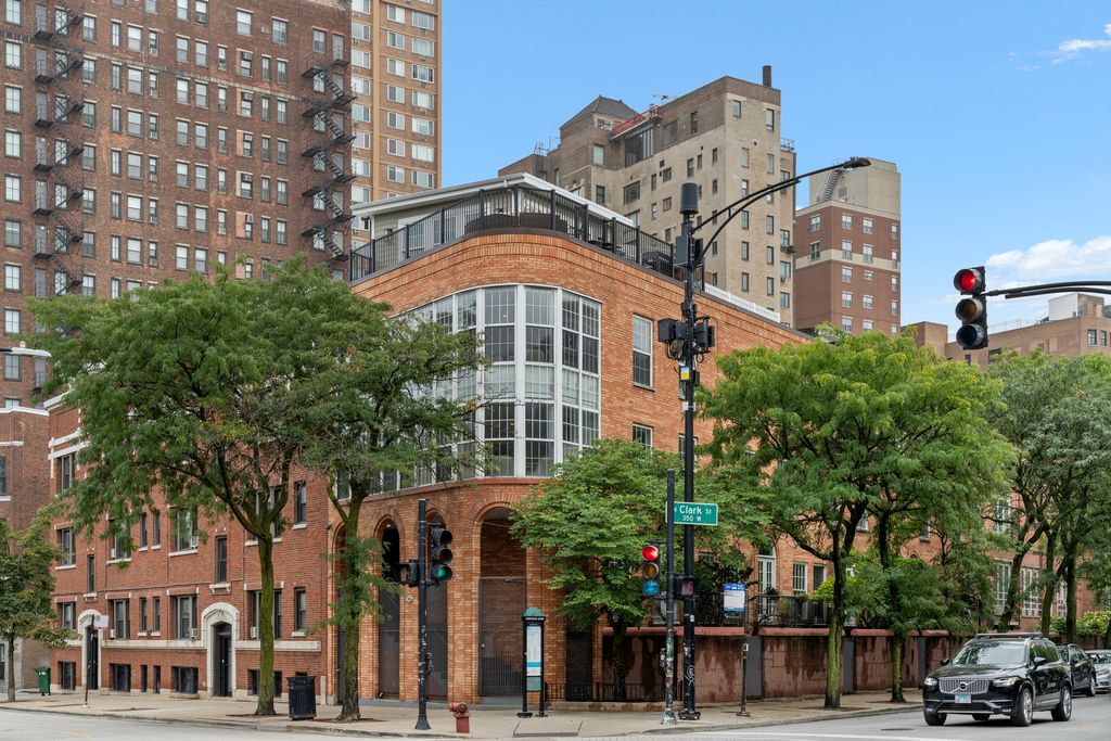 339 W Webster Avenue 1A, Chicago, IL 60614 — exterior