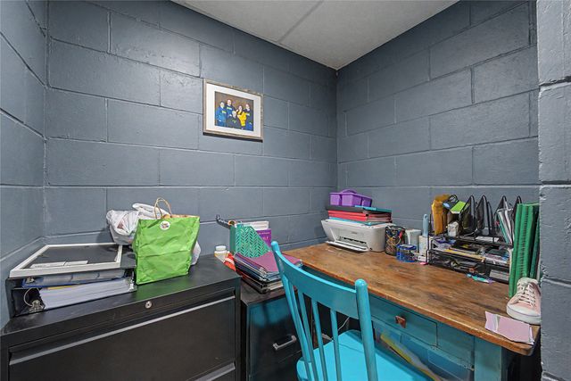 926 30th Street, West Des Moines, IA 50265