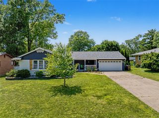 926 30th Street, West Des Moines, IA 50265