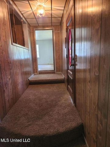 4211 Meadowlane Drive, Jackson, MS 39206