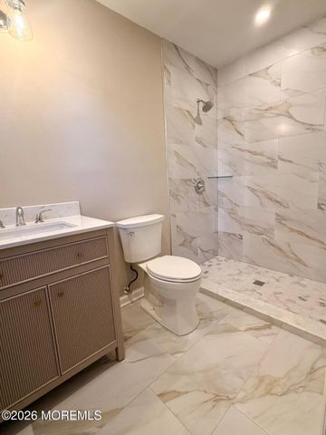 3 Gatley Close 1000, Freehold, NJ 07728