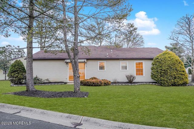 3 Gatley Close 1000, Freehold, NJ 07728