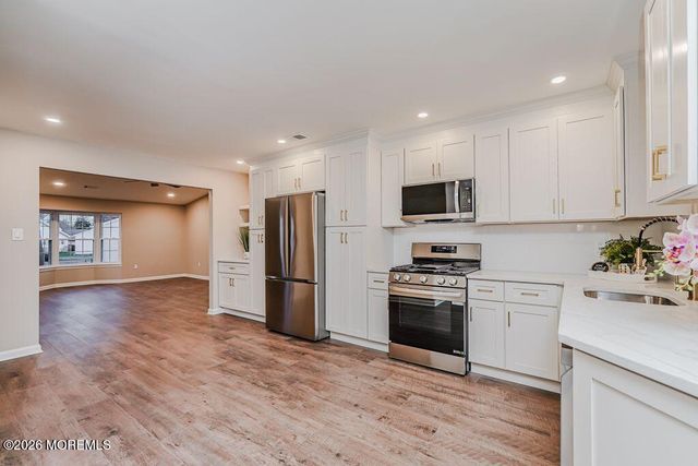 3 Gatley Close 1000, Freehold, NJ 07728