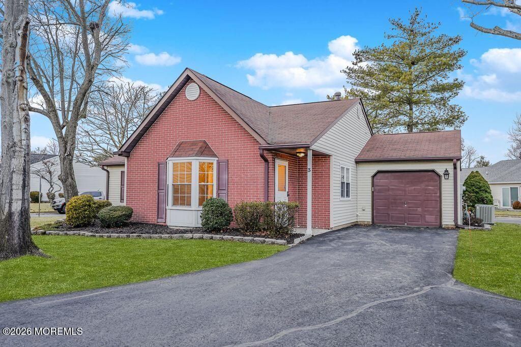 3 Gatley Close 1000, Freehold, NJ 07728