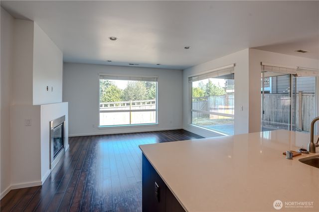 27128 106th Avenue SE, Kent, WA 98030