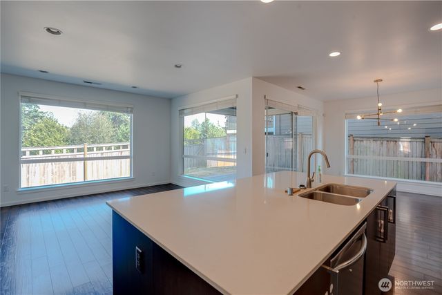 27128 106th Avenue SE, Kent, WA 98030