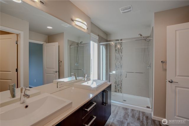 27128 106th Avenue SE, Kent, WA 98030