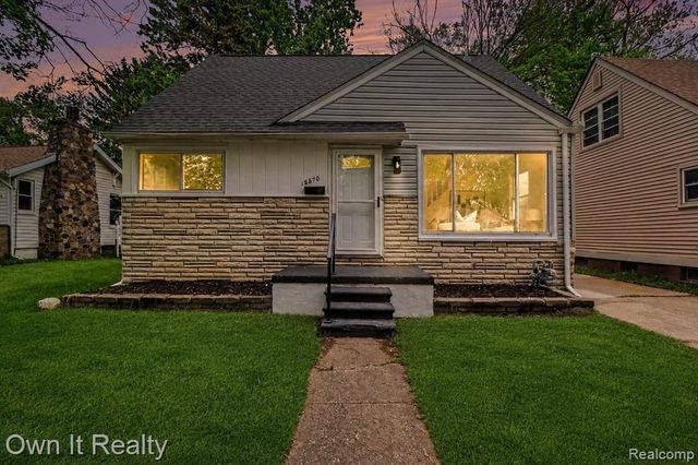 18870 Lennane, Redford, MI 48240