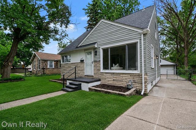 18870 Lennane, Redford, MI 48240
