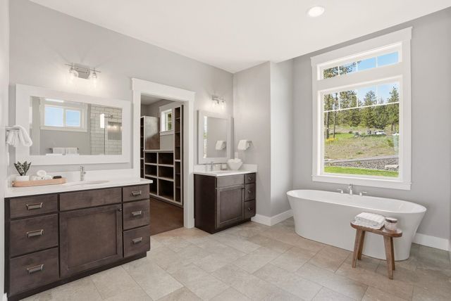 15723 N Adeline Ln, Spokane, WA 99208