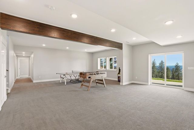 15723 N Adeline Ln, Spokane, WA 99208