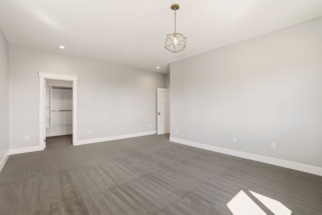 15723 N Adeline Ln, Spokane, WA 99208