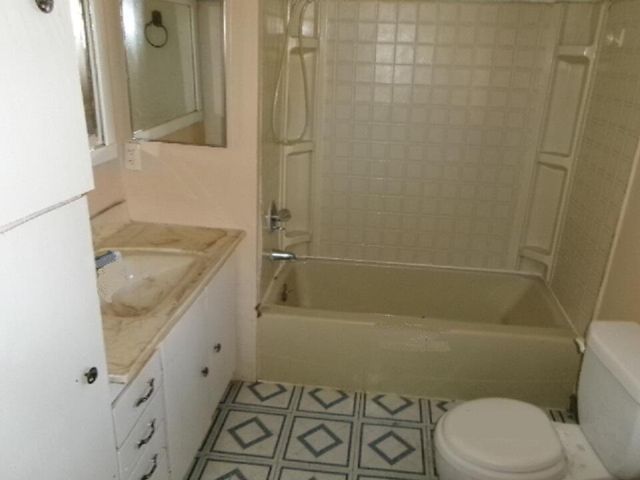 5587 E Karen Court, Stevensville, MI 49127