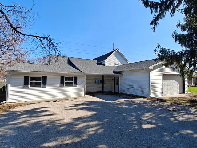 5587 E Karen Court, Stevensville, MI 49127