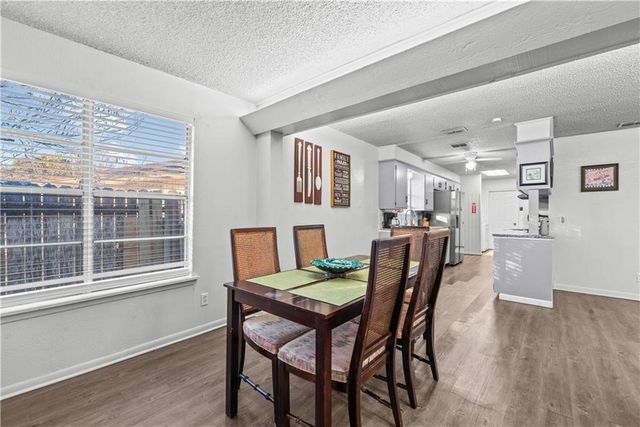 134 Daniel Moore St, Portland, TX 78374